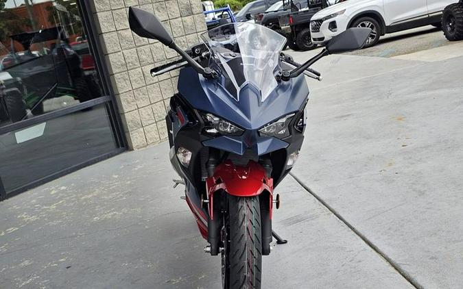 2026 Kawasaki Ninja® 500 ABS Metallic Matte Twilight Blue