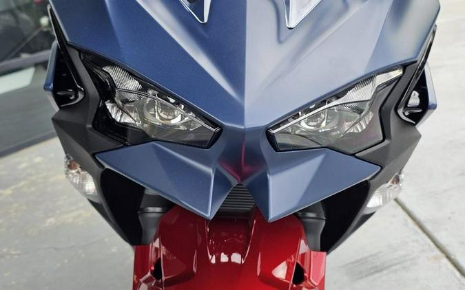 2026 Kawasaki Ninja® 500 ABS Metallic Matte Twilight Blue