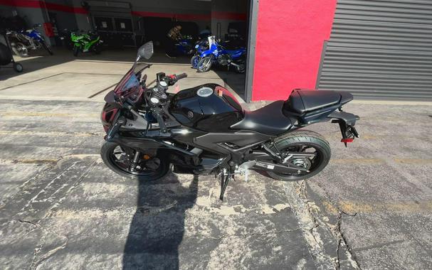2026 Yamaha YZF-R3 ABS