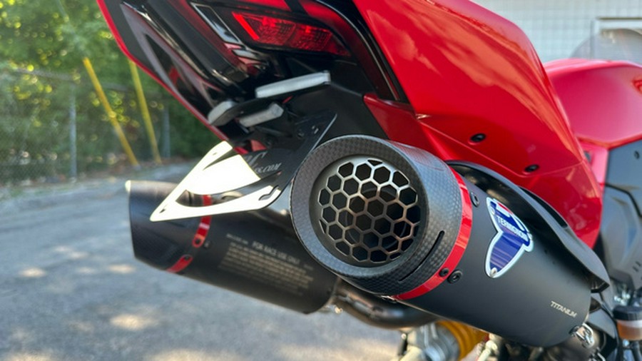 2026 Ducati PANIGALE V2S V2 S