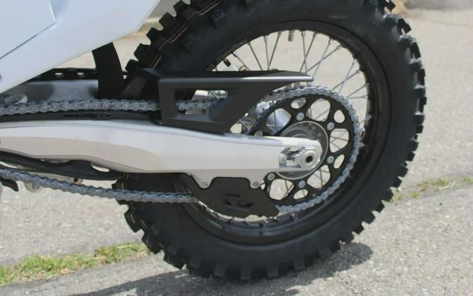 2027 HUSQVARNA TE 150