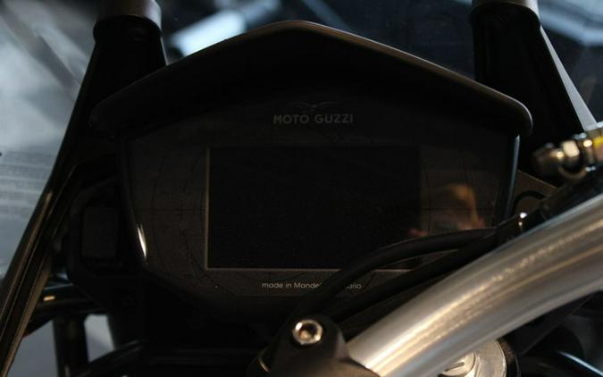 2023 Moto Guzzi V85 TT TRAVEL