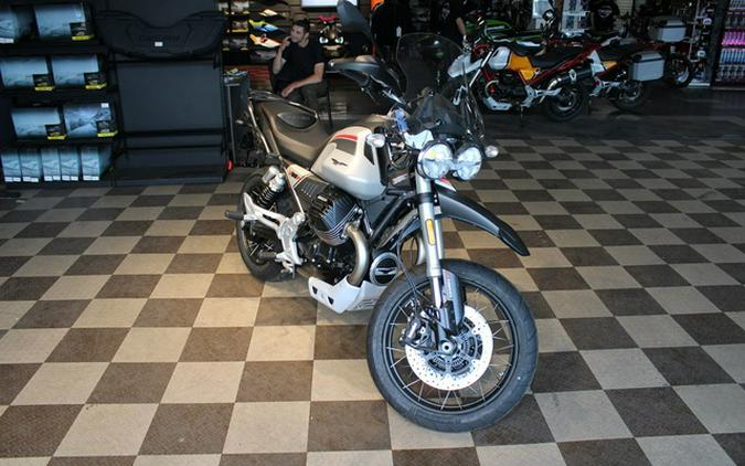 2023 Moto Guzzi V85 TT TRAVEL