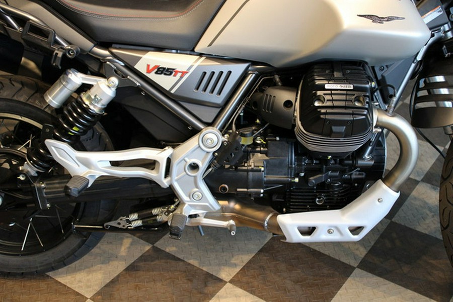 2023 Moto Guzzi V85 TT TRAVEL