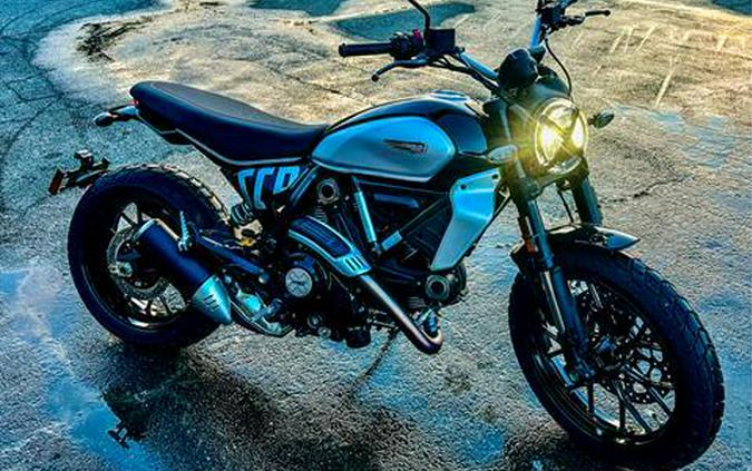 2024 Ducati Scrambler Icon