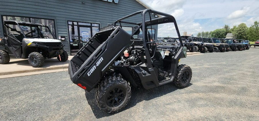 2024 Can-Am DEFENDER DPS HD7