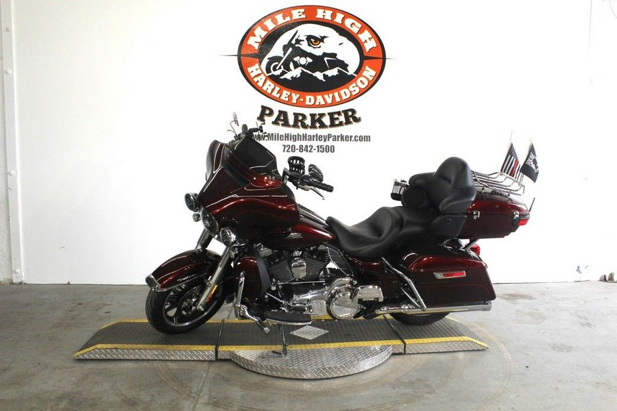 2015 Harley-Davidson® FLHTCU - Electra Glide® Ultra Classic®