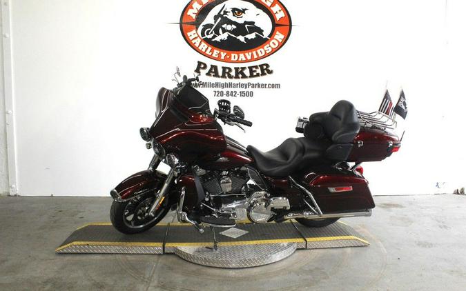 2015 Harley-Davidson® FLHTCU - Electra Glide® Ultra Classic®