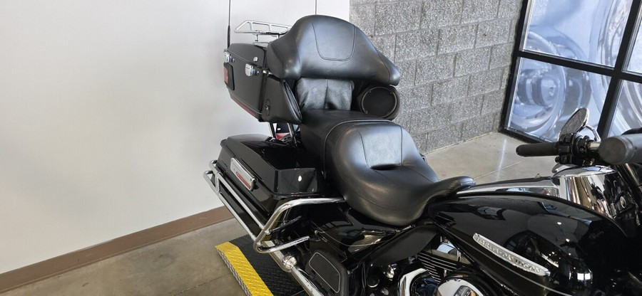 2012 Harley-Davidson® Electra Glide® Ultra Limited FLHTK