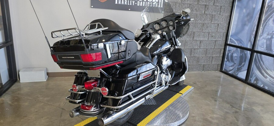 2012 Harley-Davidson® Electra Glide® Ultra Limited FLHTK