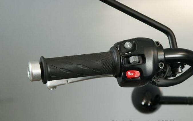 2018 Triumph Bonneville T100 BLACK