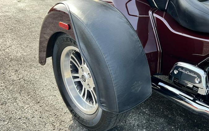 2022 Harley-Davidson FLHTCUTG - Tri Glide Ultra