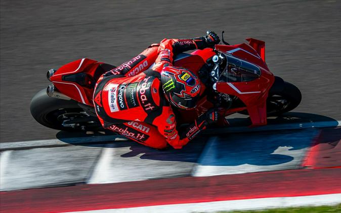 2026 Ducati Panigale V4 R