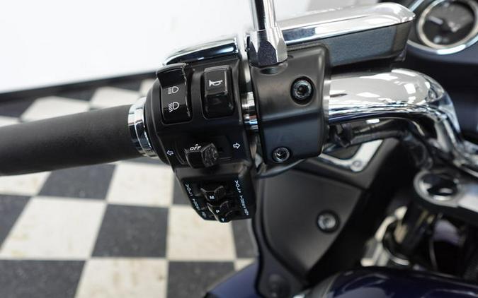 2025 Kawasaki Vulcan® 1700 Voyager® ABS