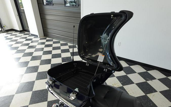 2025 Kawasaki Vulcan® 1700 Voyager® ABS
