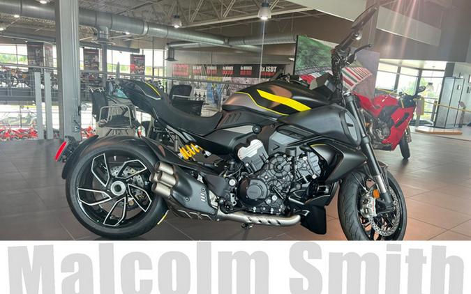 2026 Ducati Diavel V4