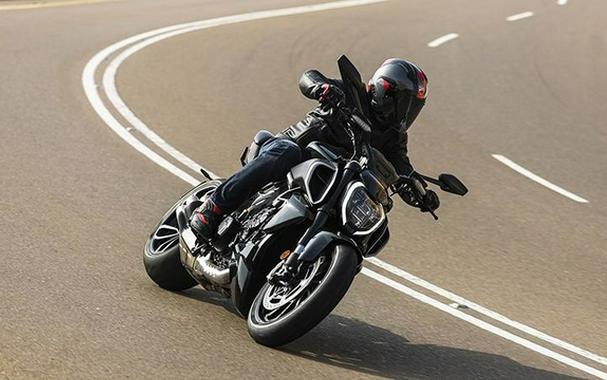 2026 Ducati Diavel V4