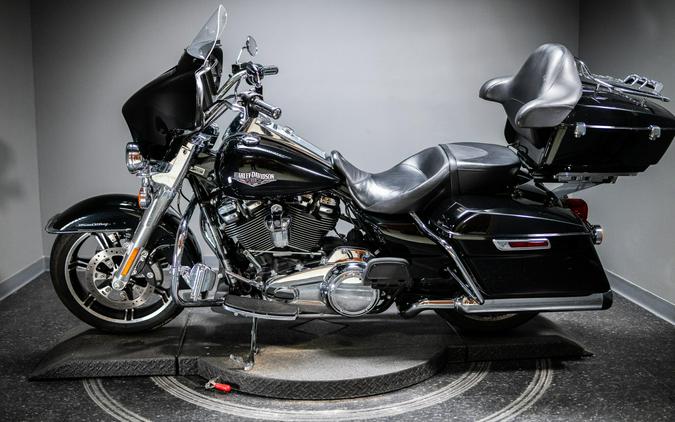2022 Road King (FLHR)
