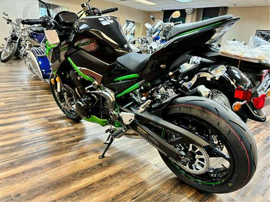 2024 Kawasaki Z900 SE ABS