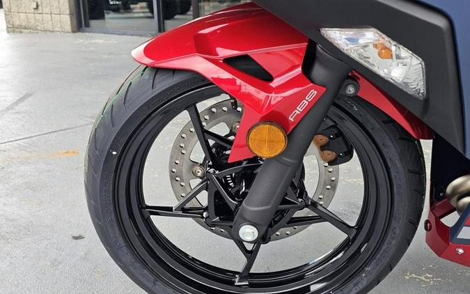 2026 Kawasaki Ninja® 500 ABS Metallic Matte Twilight Blue