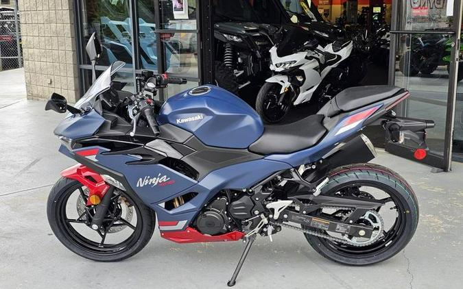 2026 Kawasaki Ninja® 500 ABS Metallic Matte Twilight Blue