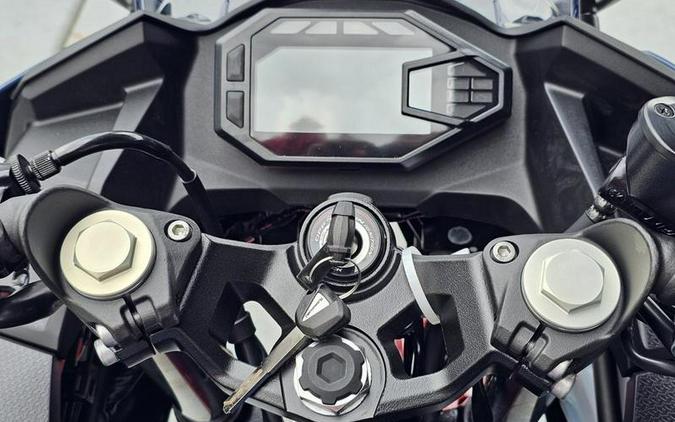 2026 Kawasaki Ninja® 500 ABS Metallic Matte Twilight Blue