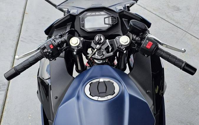 2026 Kawasaki Ninja® 500 ABS Metallic Matte Twilight Blue