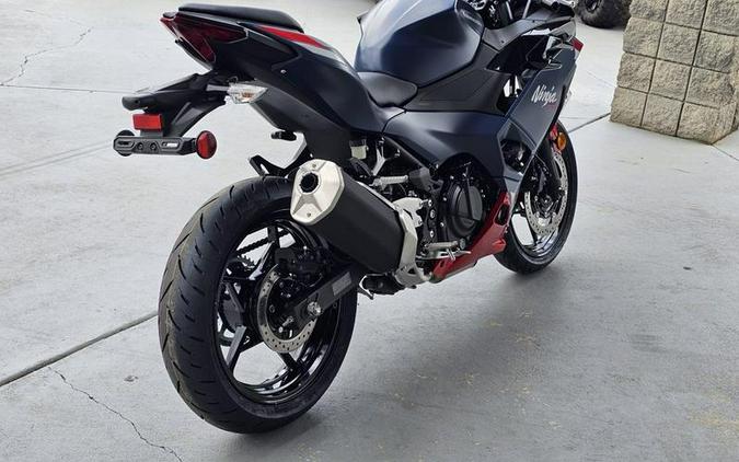 2026 Kawasaki Ninja® 500 ABS Metallic Matte Twilight Blue