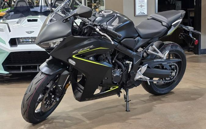 2026 Honda CBR650R E-Clutch