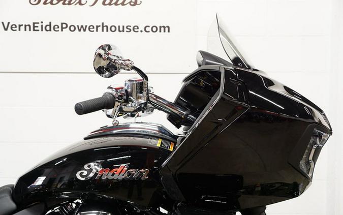 2026 Indian Pursuit Limited 112 W/Powerband Audio Sunset Red