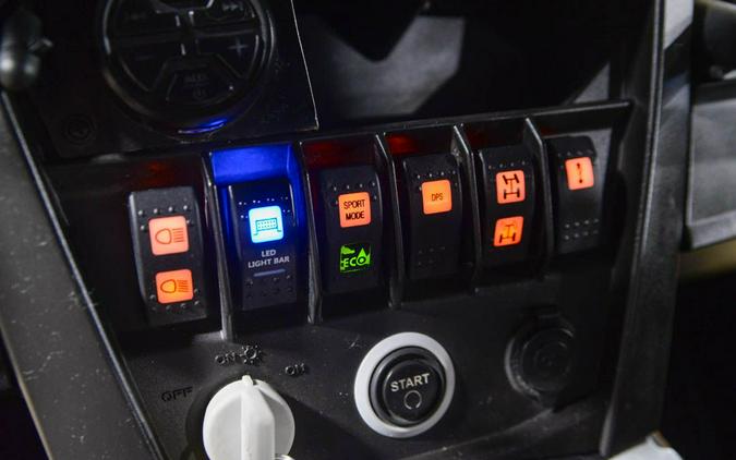 2015 Can-Am Commander™ XT™ 1000