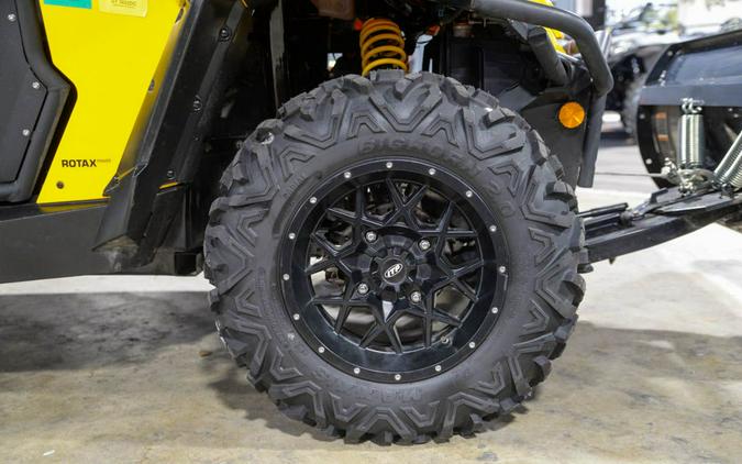 2015 Can-Am Commander™ XT™ 1000
