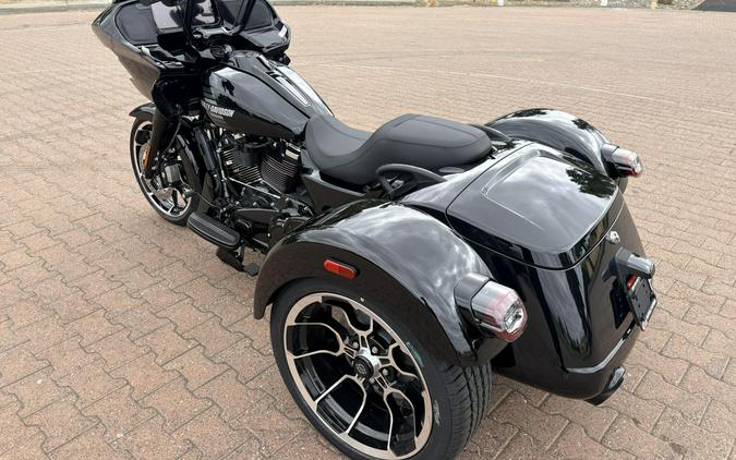 FLTRT 2026 Road Glide 3