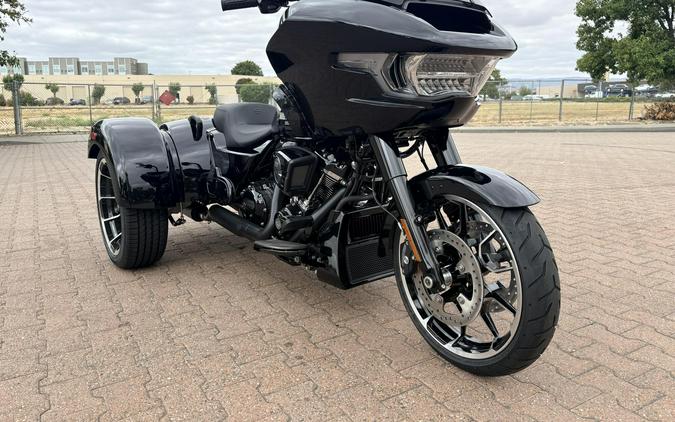 FLTRT 2026 Road Glide 3