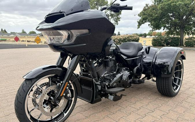 FLTRT 2026 Road Glide 3