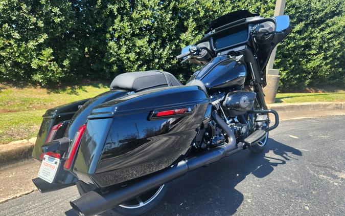 FLHX 2024 Street Glide®