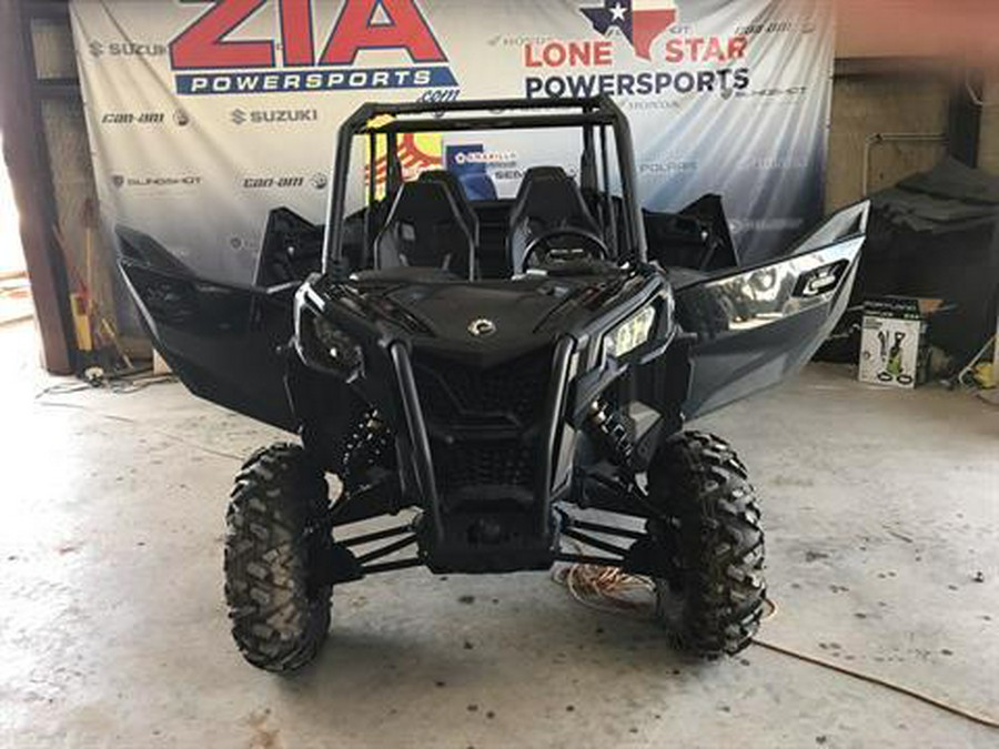 2023 Can-Am Maverick Sport Max DPS