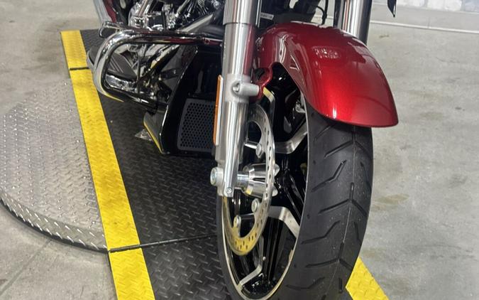 FLHX 2025 Street Glide™