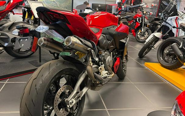 2026 Ducati Streetfighter V2