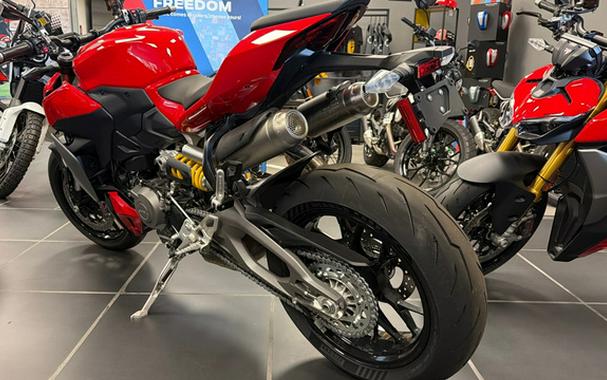 2026 Ducati Streetfighter V2