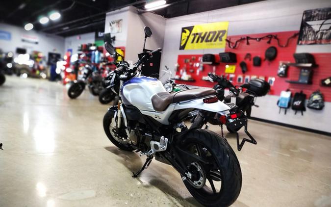 2023 Benelli SRV550