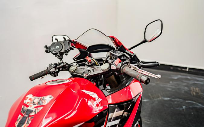 2023 Honda CBR500R ABS