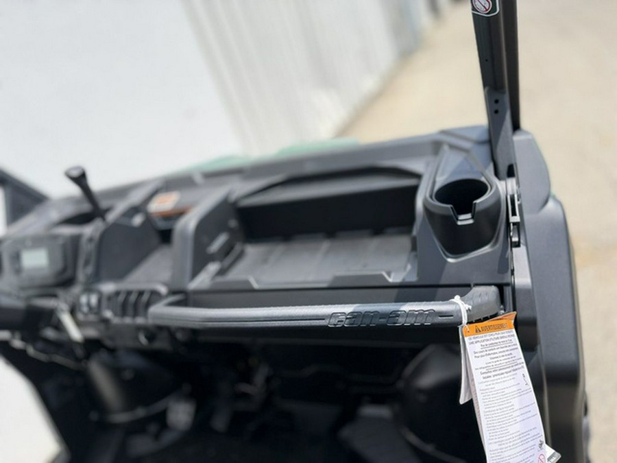 2026 Can-Am Defender MAX HD9