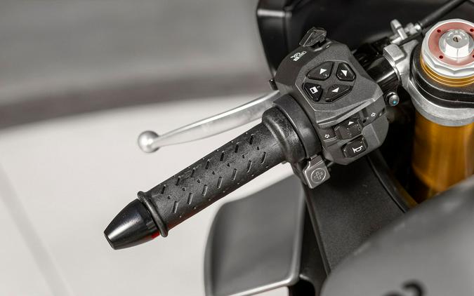 2022 Aprilia RSV4