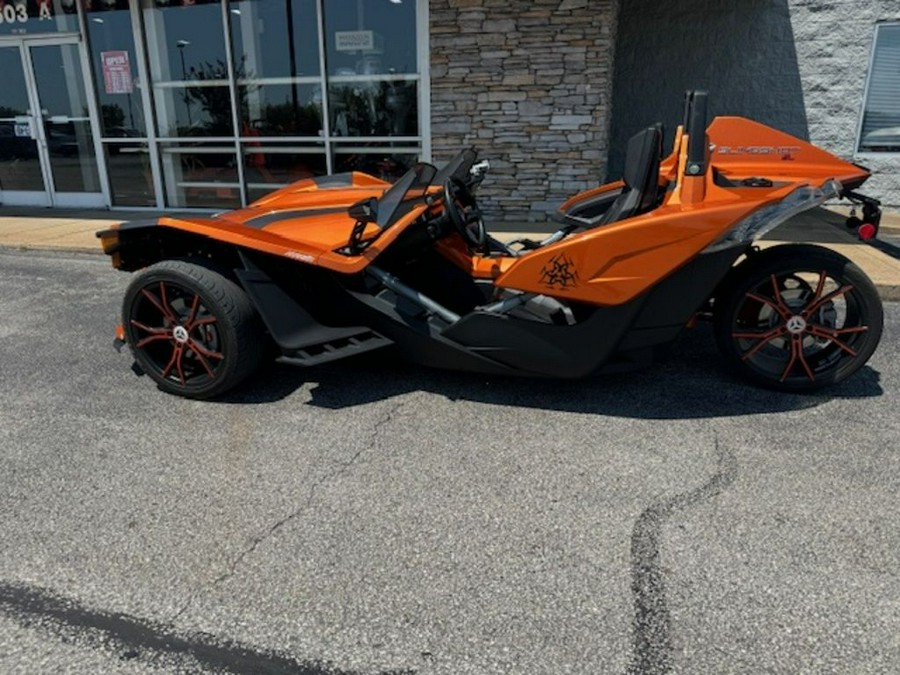 2015 Polaris Slingshot® Reverse Trike SL LE