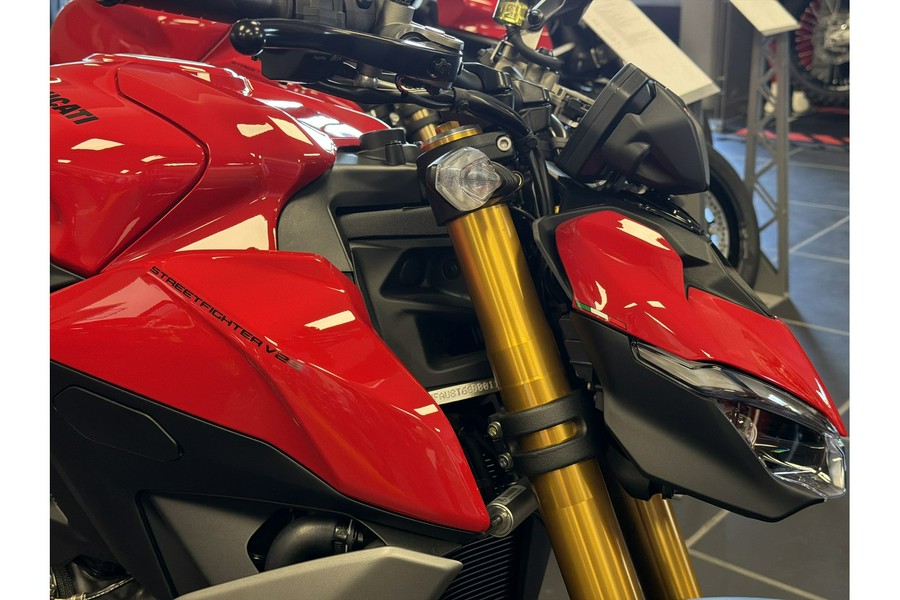 2026 Ducati Streetfighter V2 S
