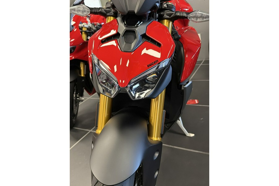 2026 Ducati Streetfighter V2 S