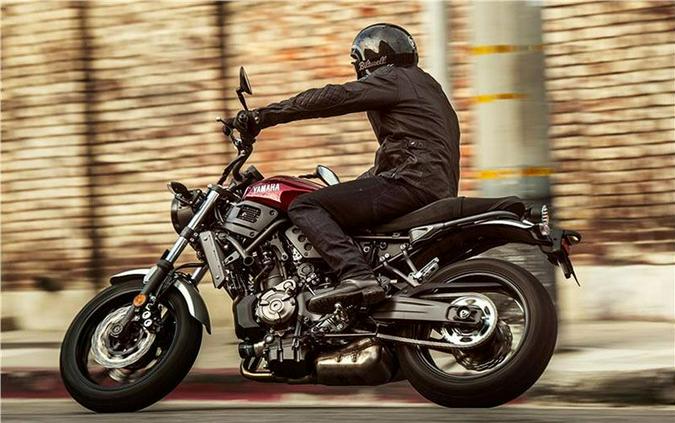2018 Yamaha XSR700