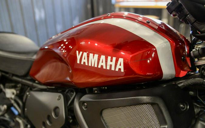 2018 Yamaha XSR700
