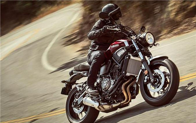 2018 Yamaha XSR700